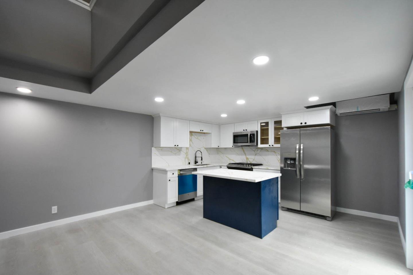 Detail Gallery Image 14 of 19 For 181 Alexander Ave, San Jose,  CA 95116 - – Beds | – Baths