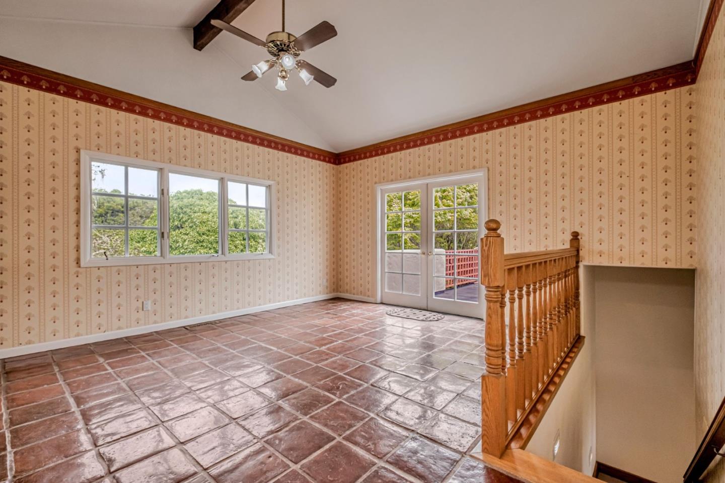 Detail Gallery Image 10 of 32 For 425 Vista Del Mar Dr, Aptos,  CA 95003 - 5 Beds | 3/1 Baths