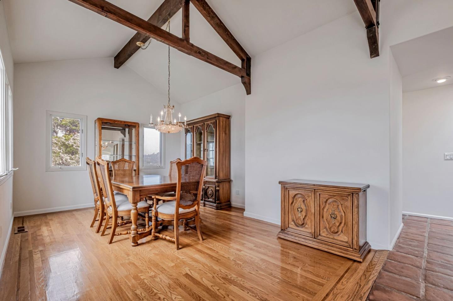 Detail Gallery Image 4 of 32 For 425 Vista Del Mar Dr, Aptos,  CA 95003 - 5 Beds | 3/1 Baths