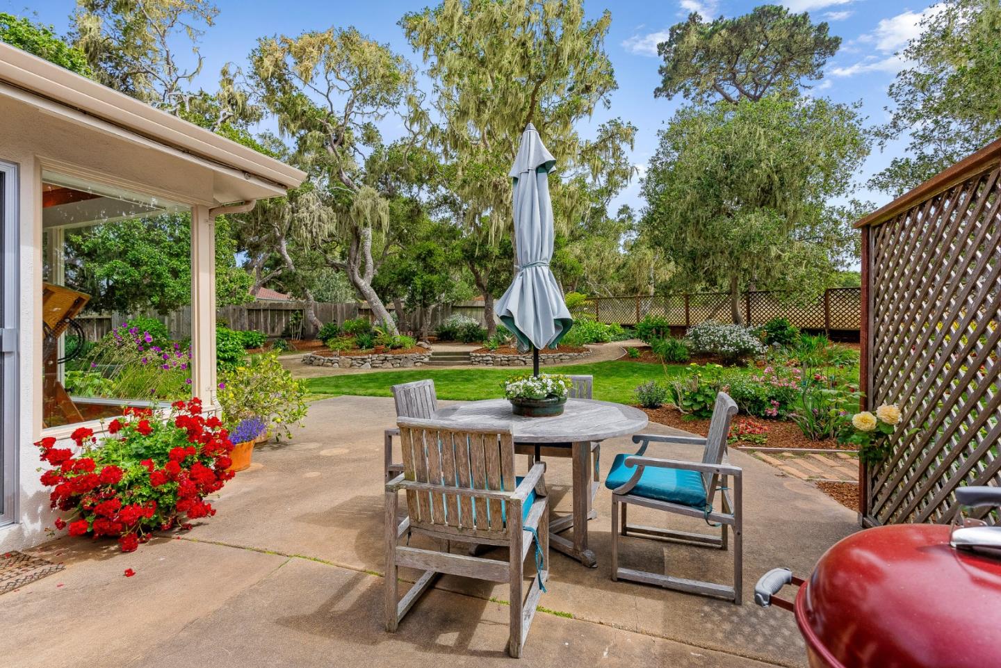 Detail Gallery Image 14 of 23 For 2833 Forest Lodge Rd, Pebble Beach,  CA 93953 - 4 Beds | 3 Baths