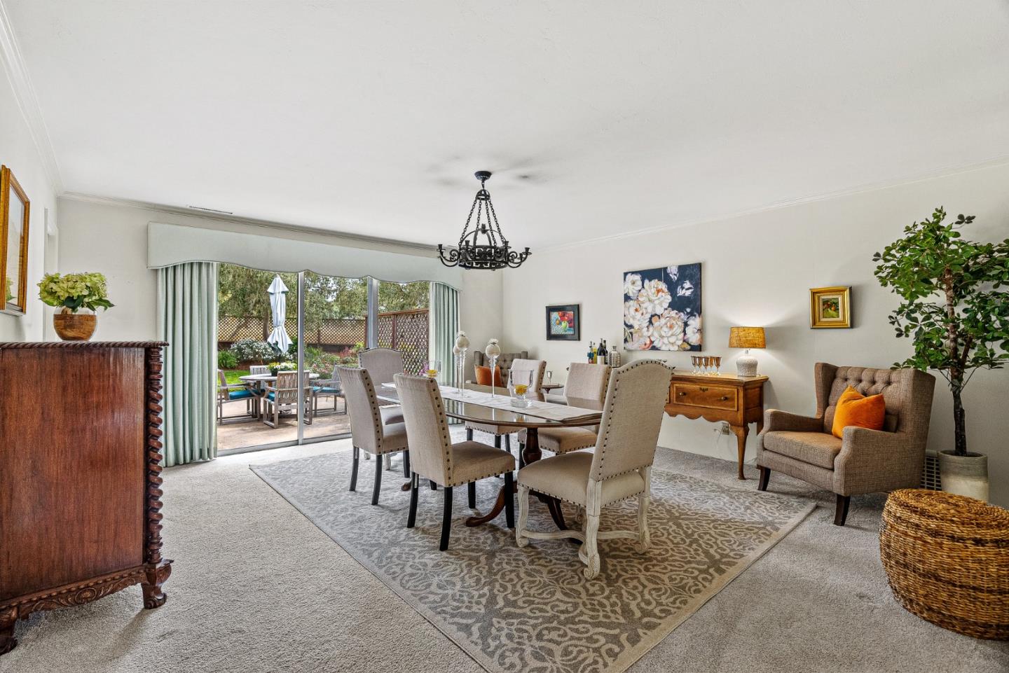Detail Gallery Image 8 of 23 For 2833 Forest Lodge Rd, Pebble Beach,  CA 93953 - 4 Beds | 3 Baths