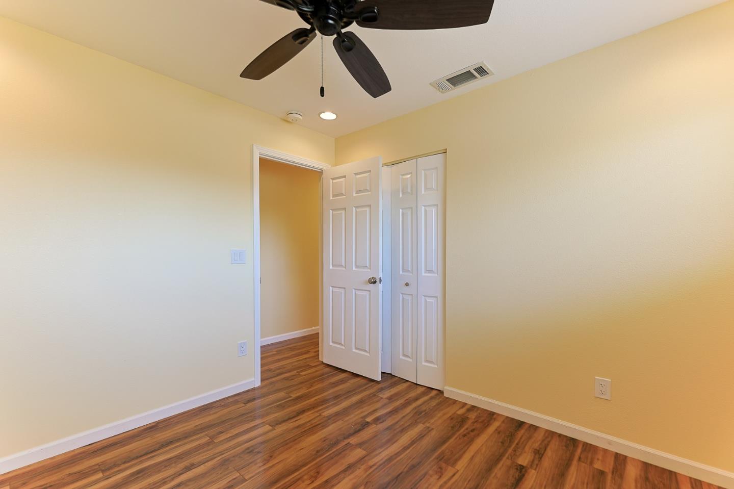 Detail Gallery Image 11 of 45 For 9355 Holly Oak Way, Salinas,  CA 93907 - 3 Beds | 2 Baths