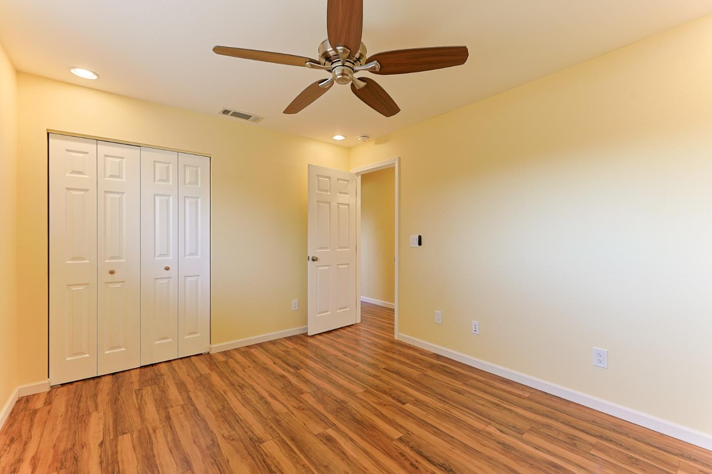Detail Gallery Image 13 of 45 For 9355 Holly Oak Way, Salinas,  CA 93907 - 3 Beds | 2 Baths