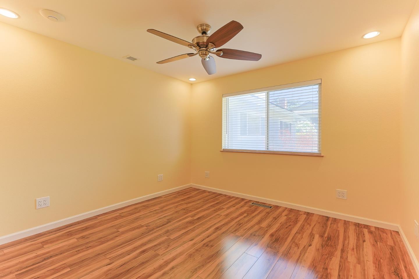 Detail Gallery Image 31 of 45 For 9355 Holly Oak Way, Salinas,  CA 93907 - 3 Beds | 2 Baths