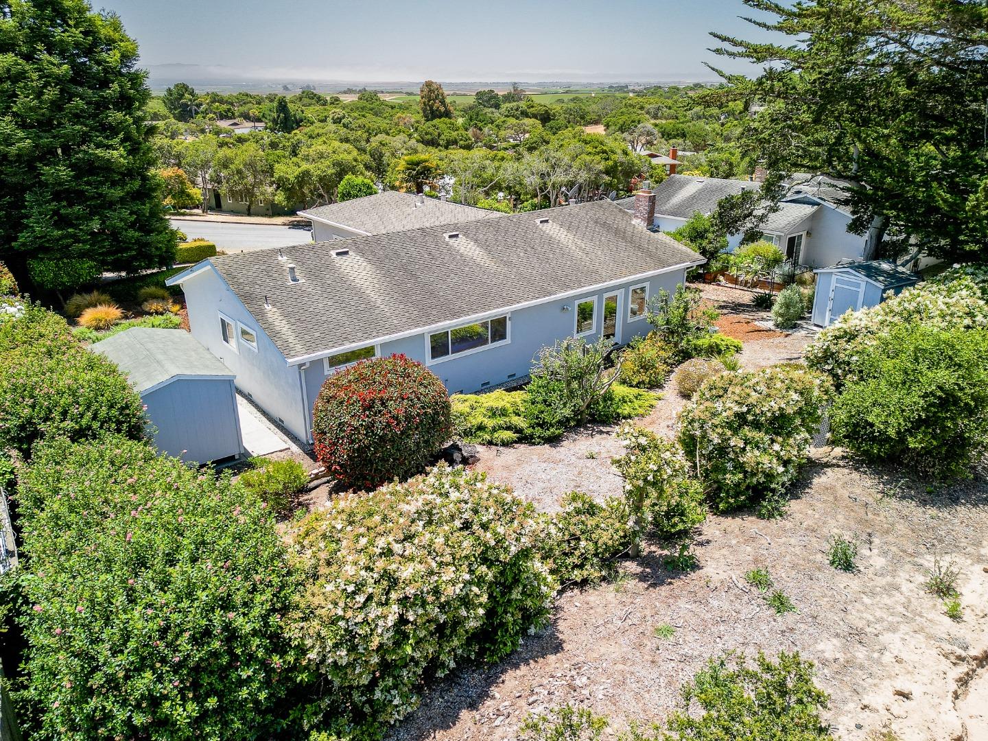 Detail Gallery Image 43 of 45 For 9355 Holly Oak Way, Salinas,  CA 93907 - 3 Beds | 2 Baths