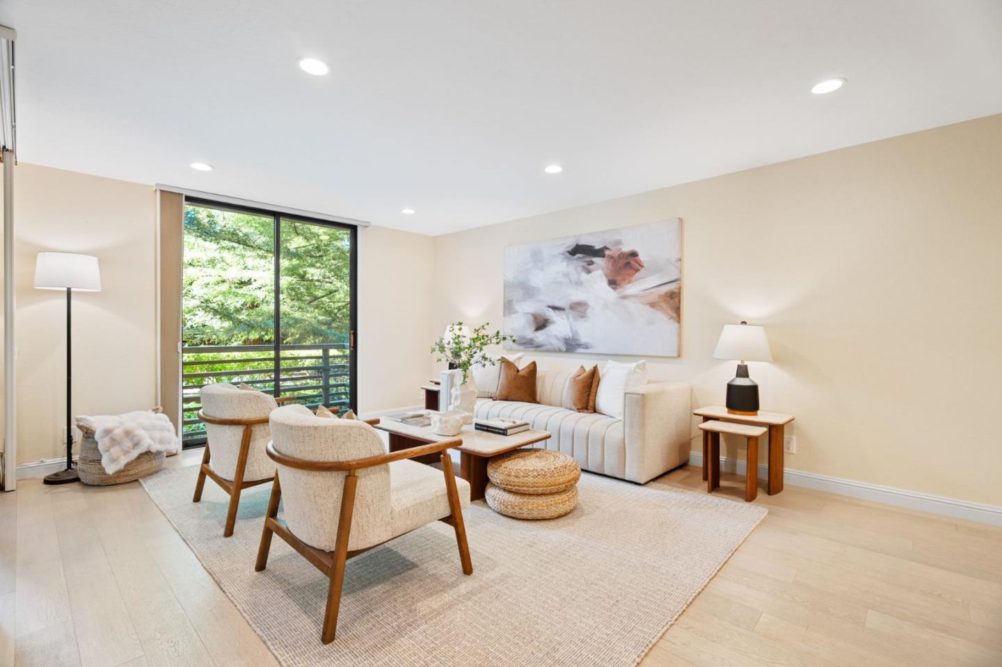 Detail Gallery Image 3 of 43 For 1100 Sharon Park Dr #2,  Menlo Park,  CA 94025 - 2 Beds | 2 Baths