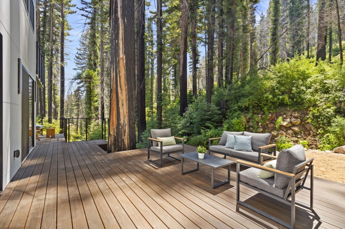 Detail Gallery Image 37 of 43 For 395 Boulder Brook Dr, Boulder Creek,  CA 95006 - 3 Beds | 2/1 Baths