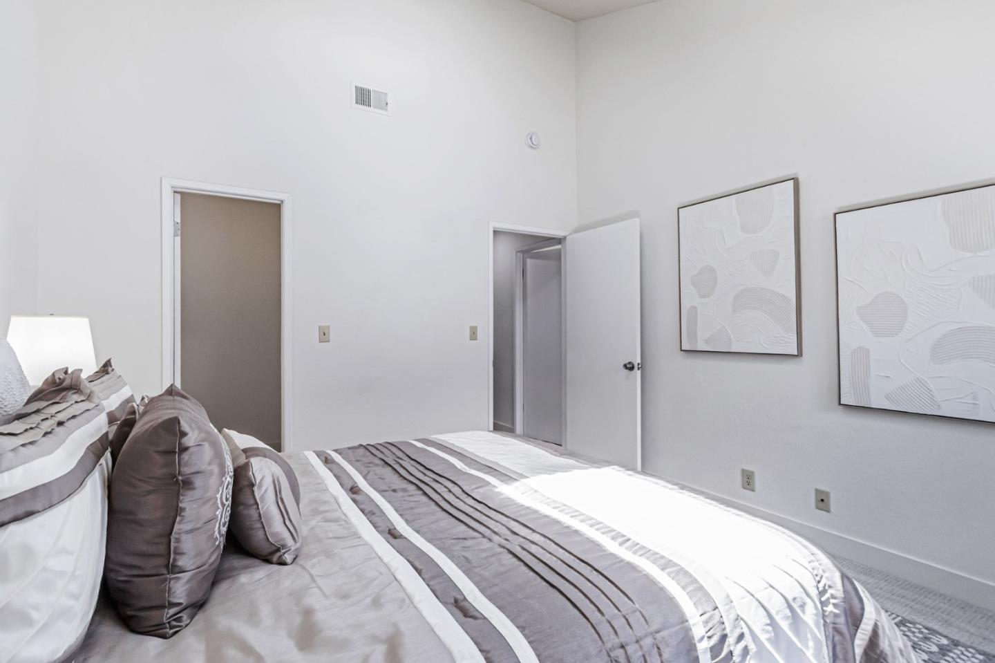 Detail Gallery Image 34 of 54 For 1152 Capri Dr, Campbell,  CA 95008 - 3 Beds | 2/1 Baths
