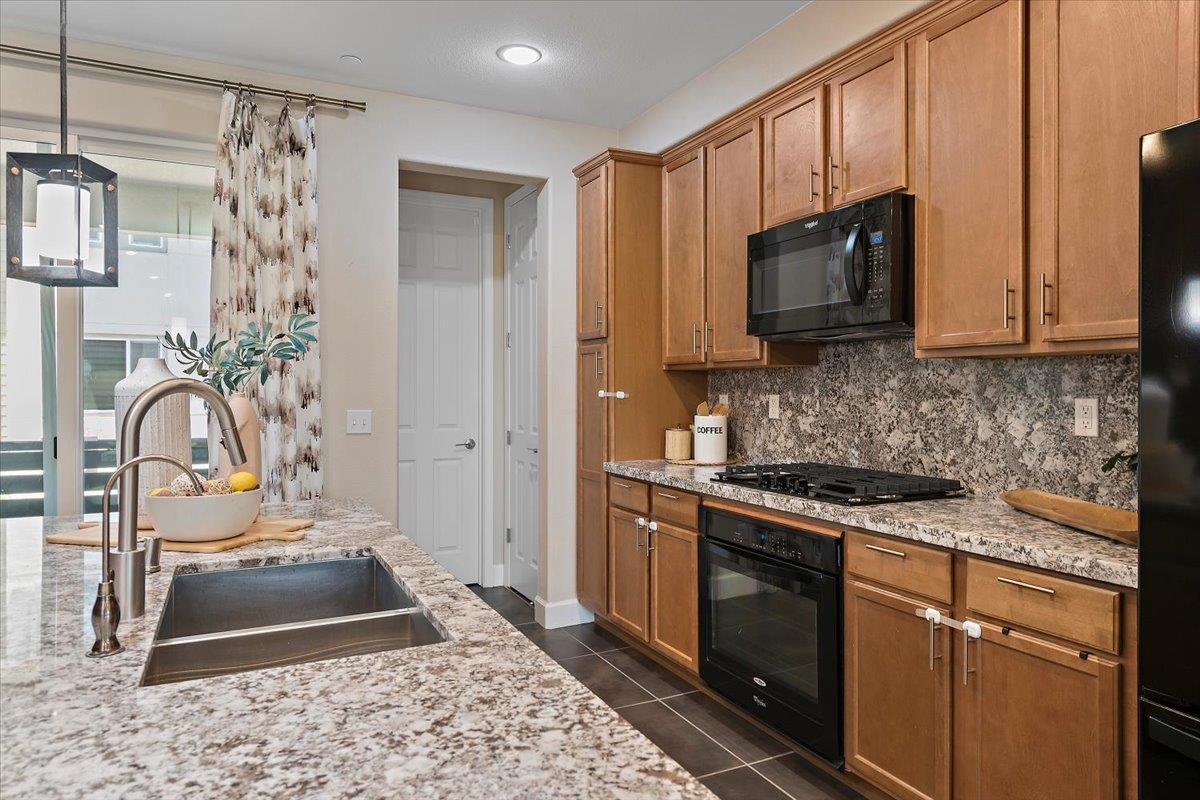 1090 CALIFORNIA CIR, MILPITAS, CA 95035  Photo 10