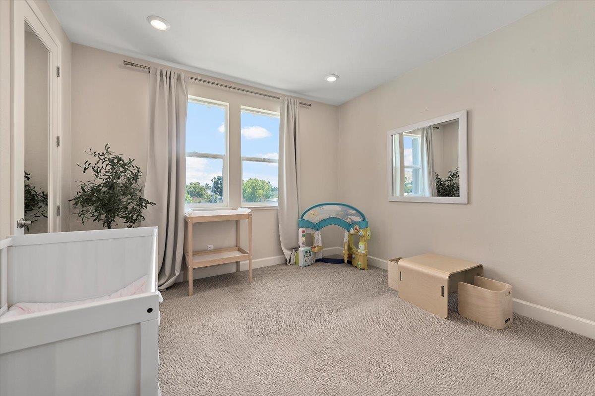1090 CALIFORNIA CIR, MILPITAS, CA 95035  Photo 12
