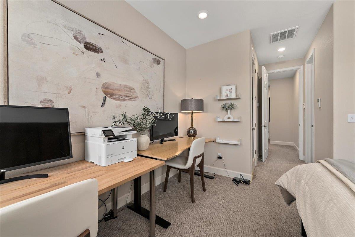 1090 CALIFORNIA CIR, MILPITAS, CA 95035  Photo 16