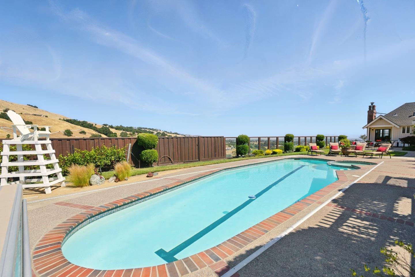 Detail Gallery Image 66 of 89 For 2525 Bridle Path Dr, Gilroy,  CA 95020 - 5 Beds | 4/1 Baths