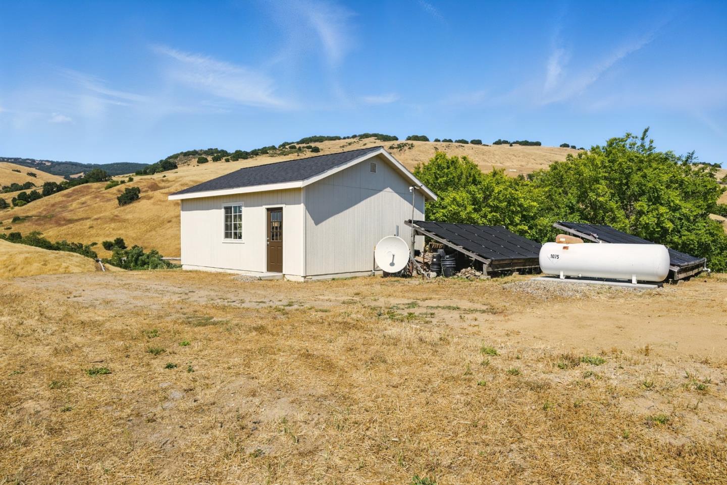 Detail Gallery Image 72 of 89 For 2525 Bridle Path Dr, Gilroy,  CA 95020 - 5 Beds | 4/1 Baths