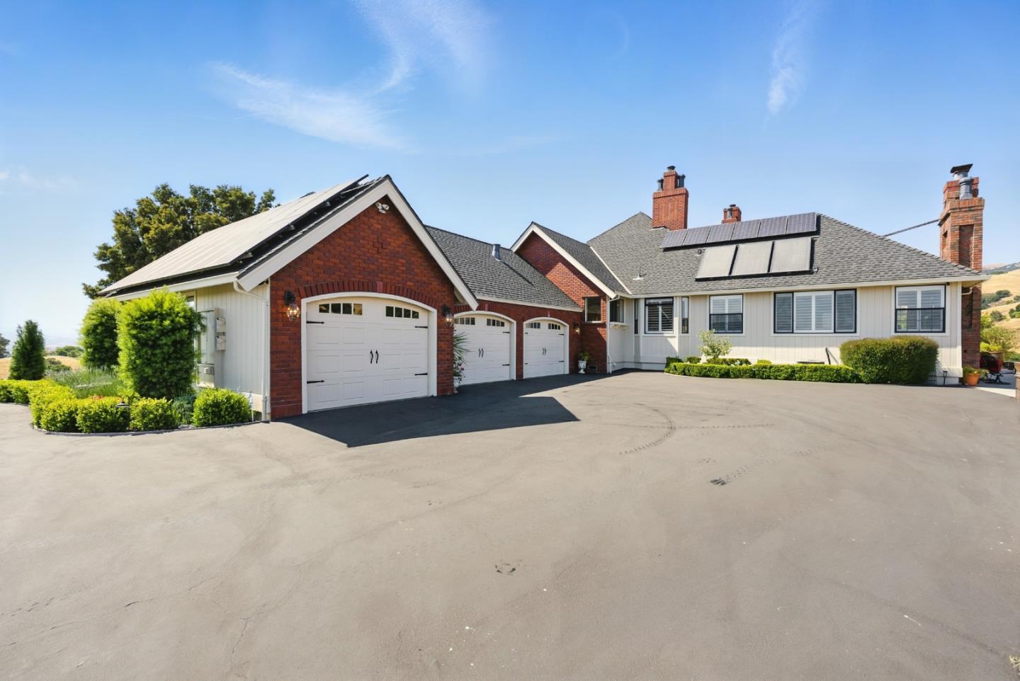 Detail Gallery Image 73 of 89 For 2525 Bridle Path Dr, Gilroy,  CA 95020 - 5 Beds | 4/1 Baths