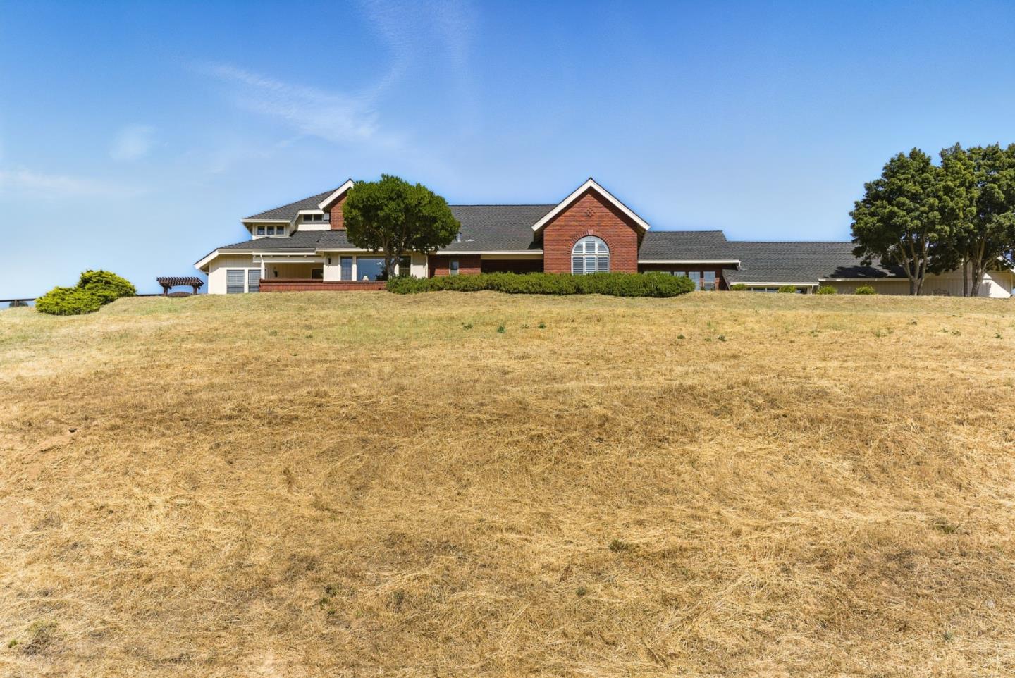 Detail Gallery Image 82 of 89 For 2525 Bridle Path Dr, Gilroy,  CA 95020 - 5 Beds | 4/1 Baths