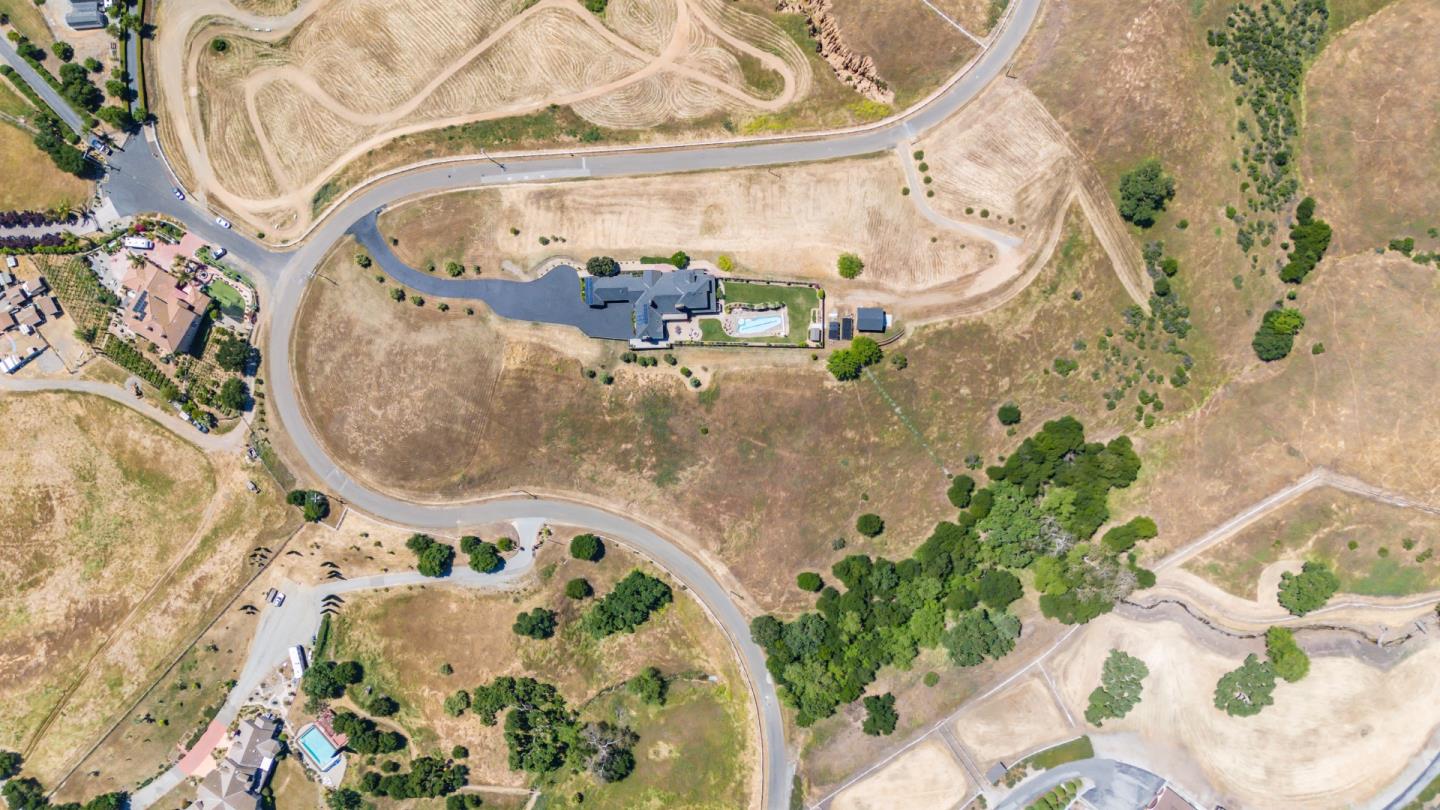 Detail Gallery Image 88 of 89 For 2525 Bridle Path Dr, Gilroy,  CA 95020 - 5 Beds | 4/1 Baths