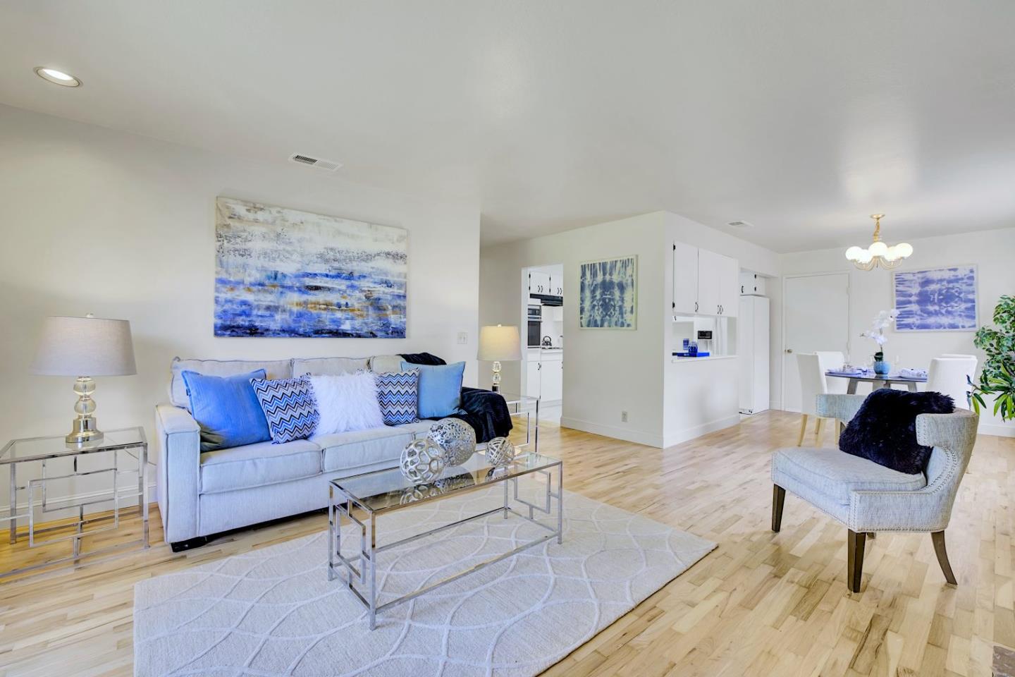 Detail Gallery Image 10 of 46 For 737 Hamann Dr, San Jose,  CA 95117 - 4 Beds | 2 Baths