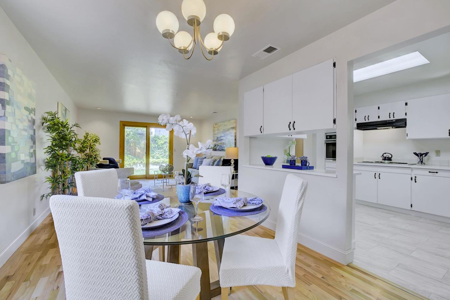 Detail Gallery Image 14 of 46 For 737 Hamann Dr, San Jose,  CA 95117 - 4 Beds | 2 Baths