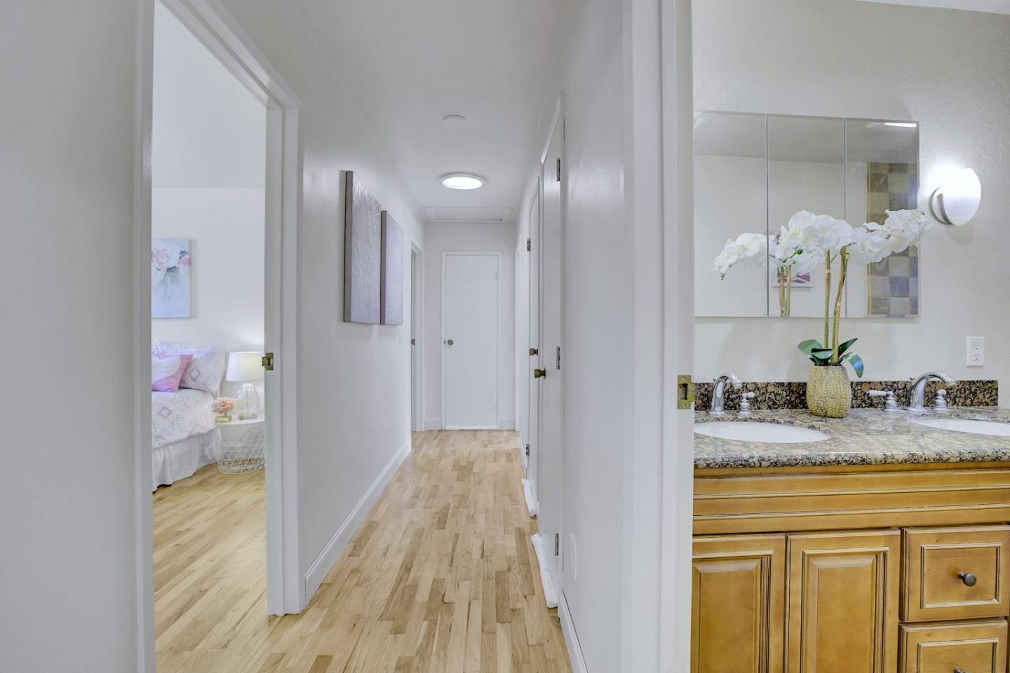 Detail Gallery Image 19 of 46 For 737 Hamann Dr, San Jose,  CA 95117 - 4 Beds | 2 Baths