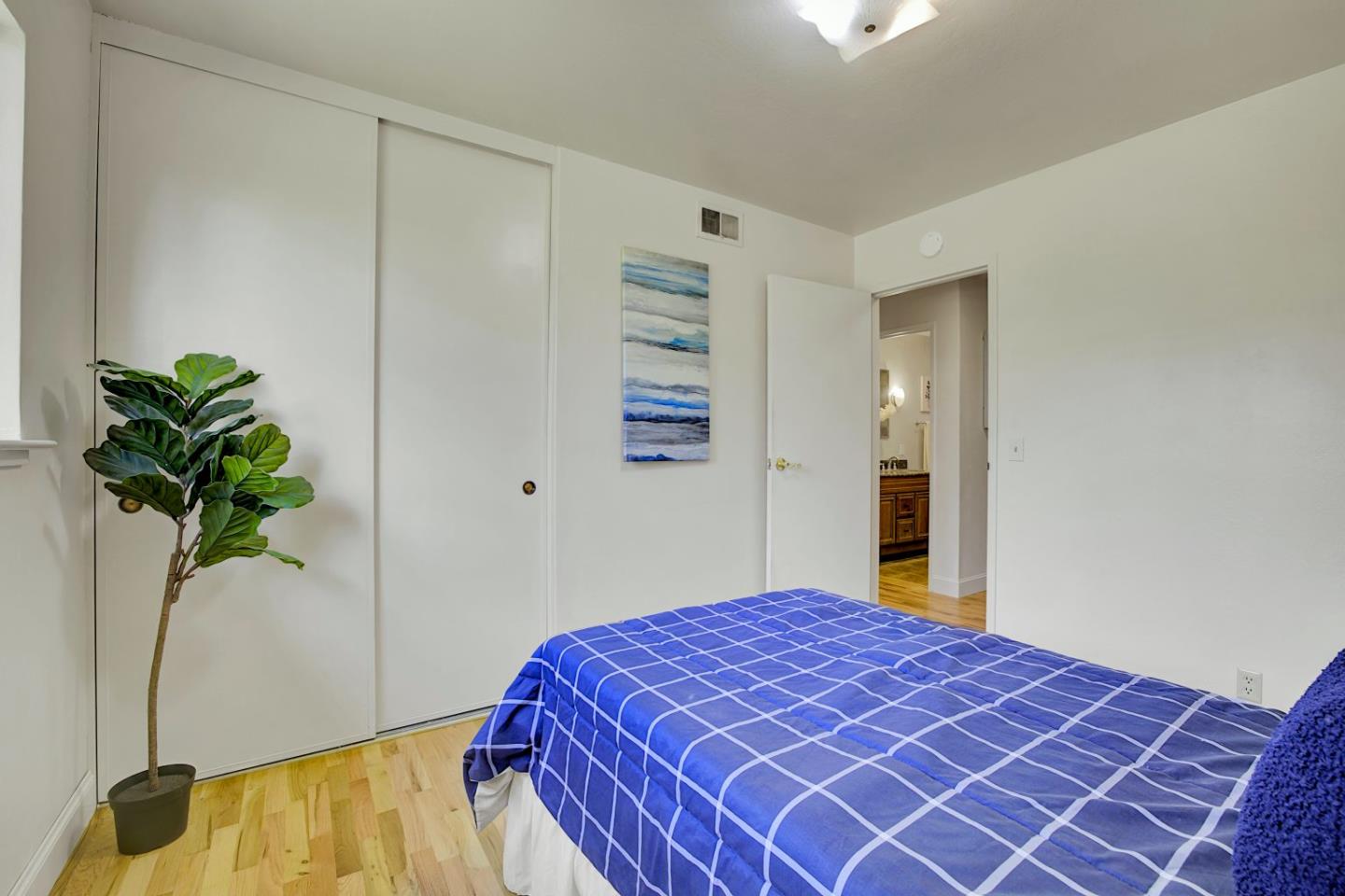 Detail Gallery Image 21 of 46 For 737 Hamann Dr, San Jose,  CA 95117 - 4 Beds | 2 Baths