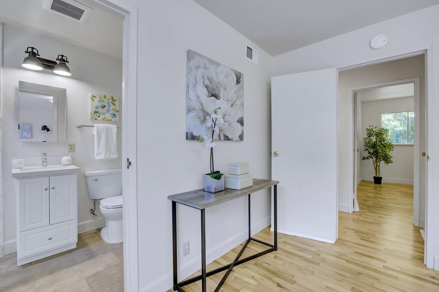 Detail Gallery Image 37 of 46 For 737 Hamann Dr, San Jose,  CA 95117 - 4 Beds | 2 Baths