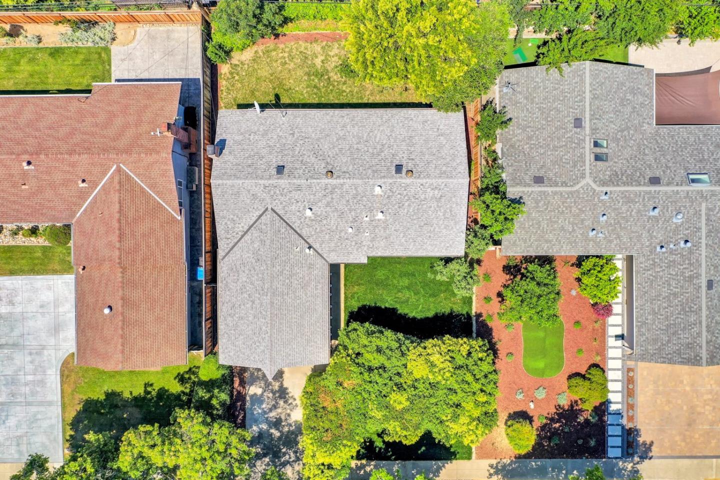 Detail Gallery Image 45 of 46 For 737 Hamann Dr, San Jose,  CA 95117 - 4 Beds | 2 Baths