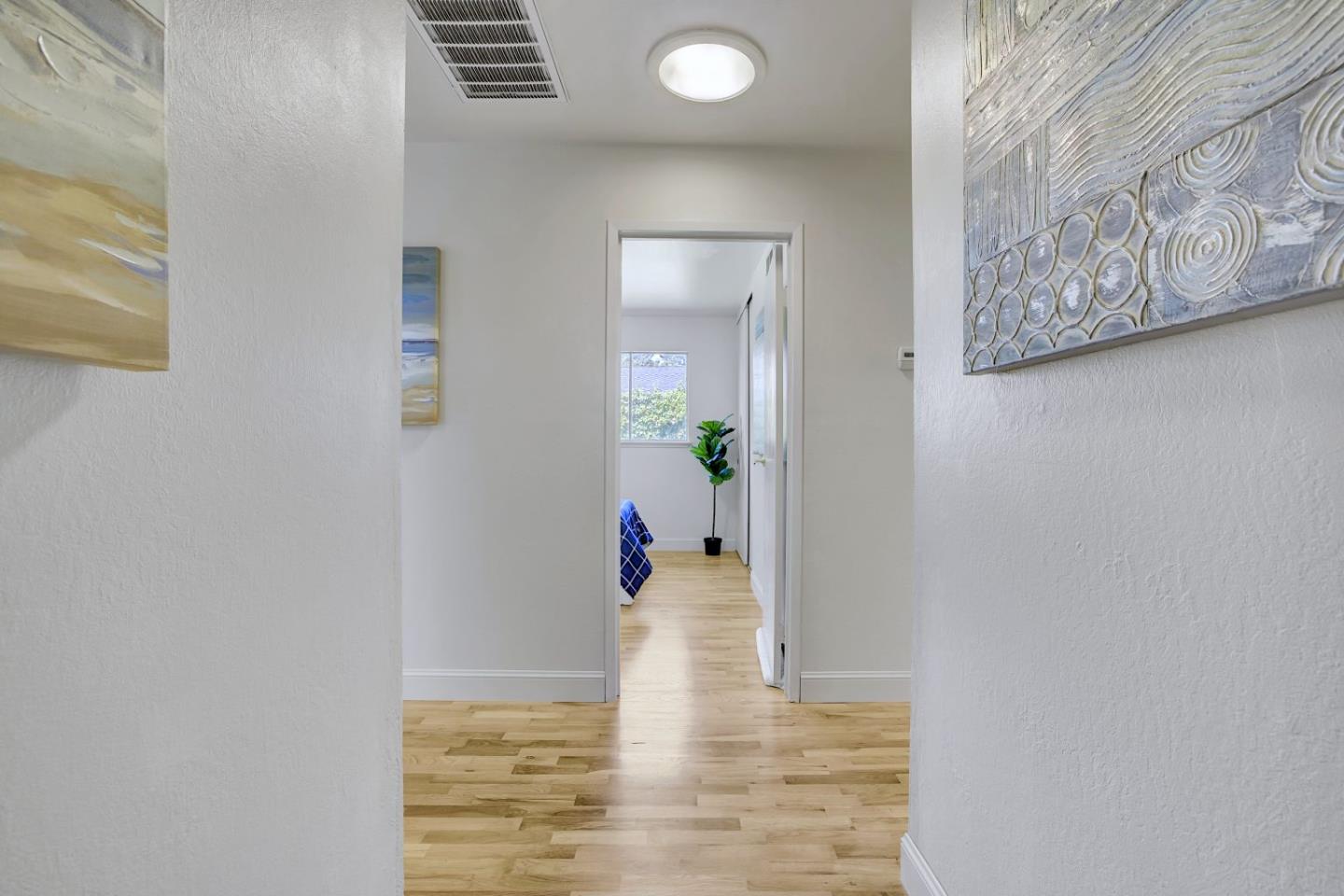 Detail Gallery Image 7 of 46 For 737 Hamann Dr, San Jose,  CA 95117 - 4 Beds | 2 Baths