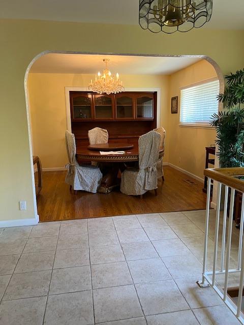 Detail Gallery Image 11 of 27 For 108 Stein Way, Orinda,  CA 94563 - 5 Beds | 3/2 Baths