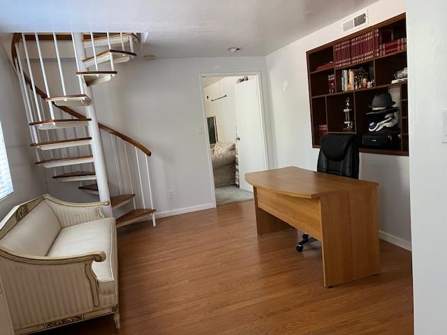 Detail Gallery Image 25 of 27 For 108 Stein Way, Orinda,  CA 94563 - 5 Beds | 3/2 Baths