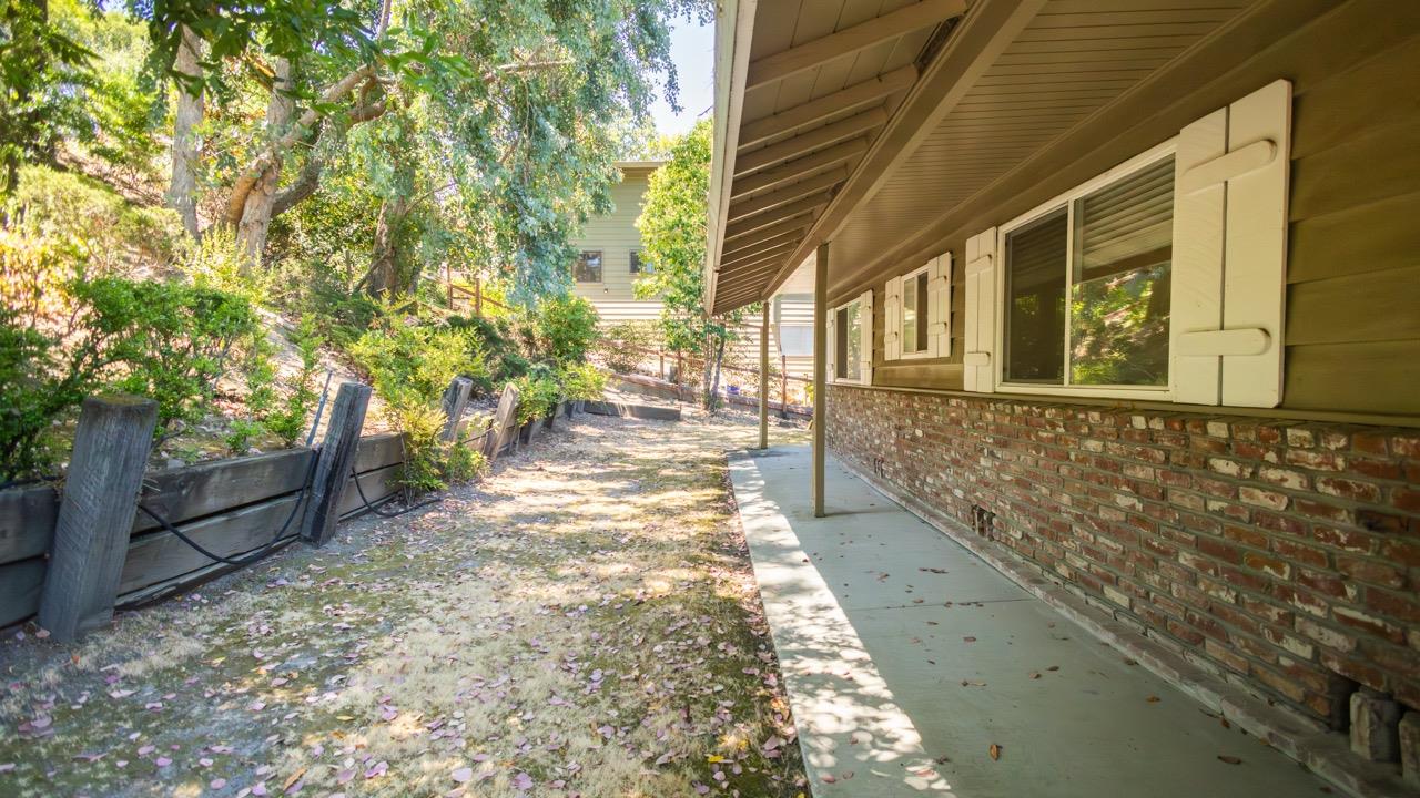 Detail Gallery Image 36 of 40 For 108 Stein Way, Orinda,  CA 94563 - 5 Beds | 3/2 Baths