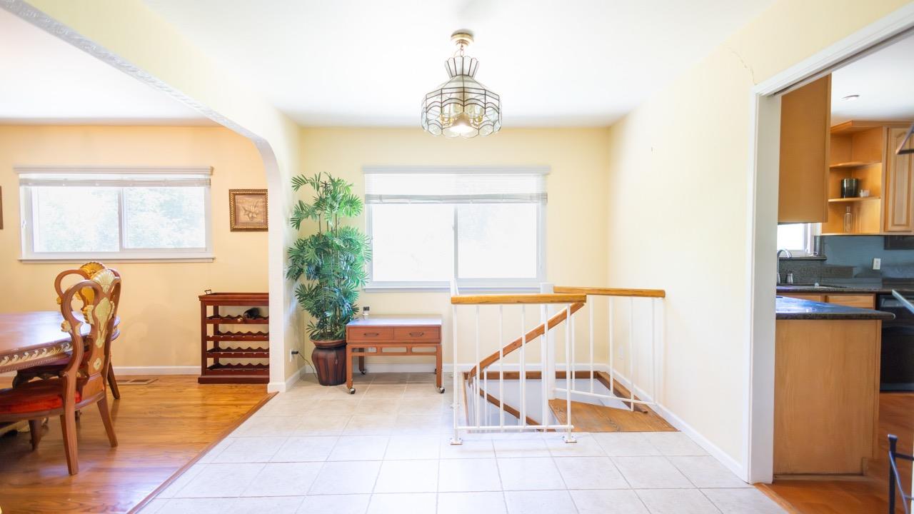 Detail Gallery Image 39 of 40 For 108 Stein Way, Orinda,  CA 94563 - 5 Beds | 3/2 Baths