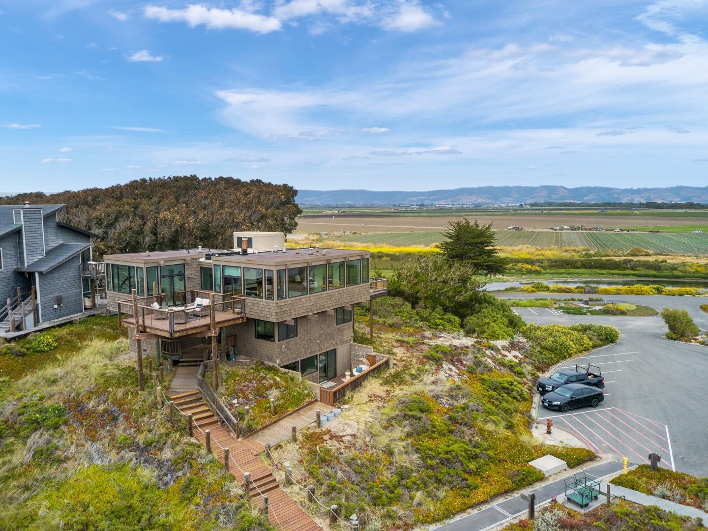 Detail Gallery Image 82 of 91 For 64 Avocet Cir, Watsonville,  CA 95076 - 4 Beds | 3 Baths