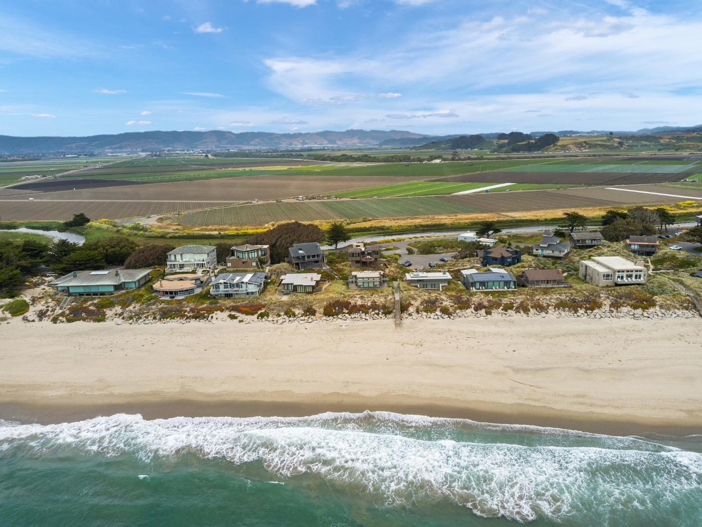 Detail Gallery Image 87 of 91 For 64 Avocet Cir, Watsonville,  CA 95076 - 4 Beds | 3 Baths