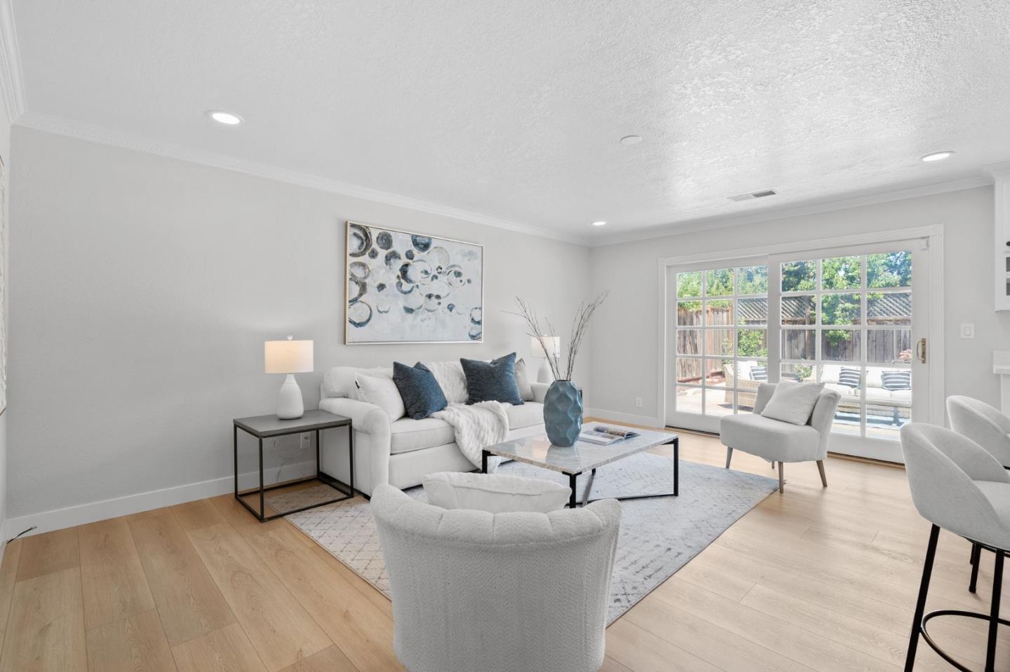 Detail Gallery Image 14 of 28 For 2923 Helmsley Dr, San Jose,  CA 95132 - 4 Beds | 2 Baths