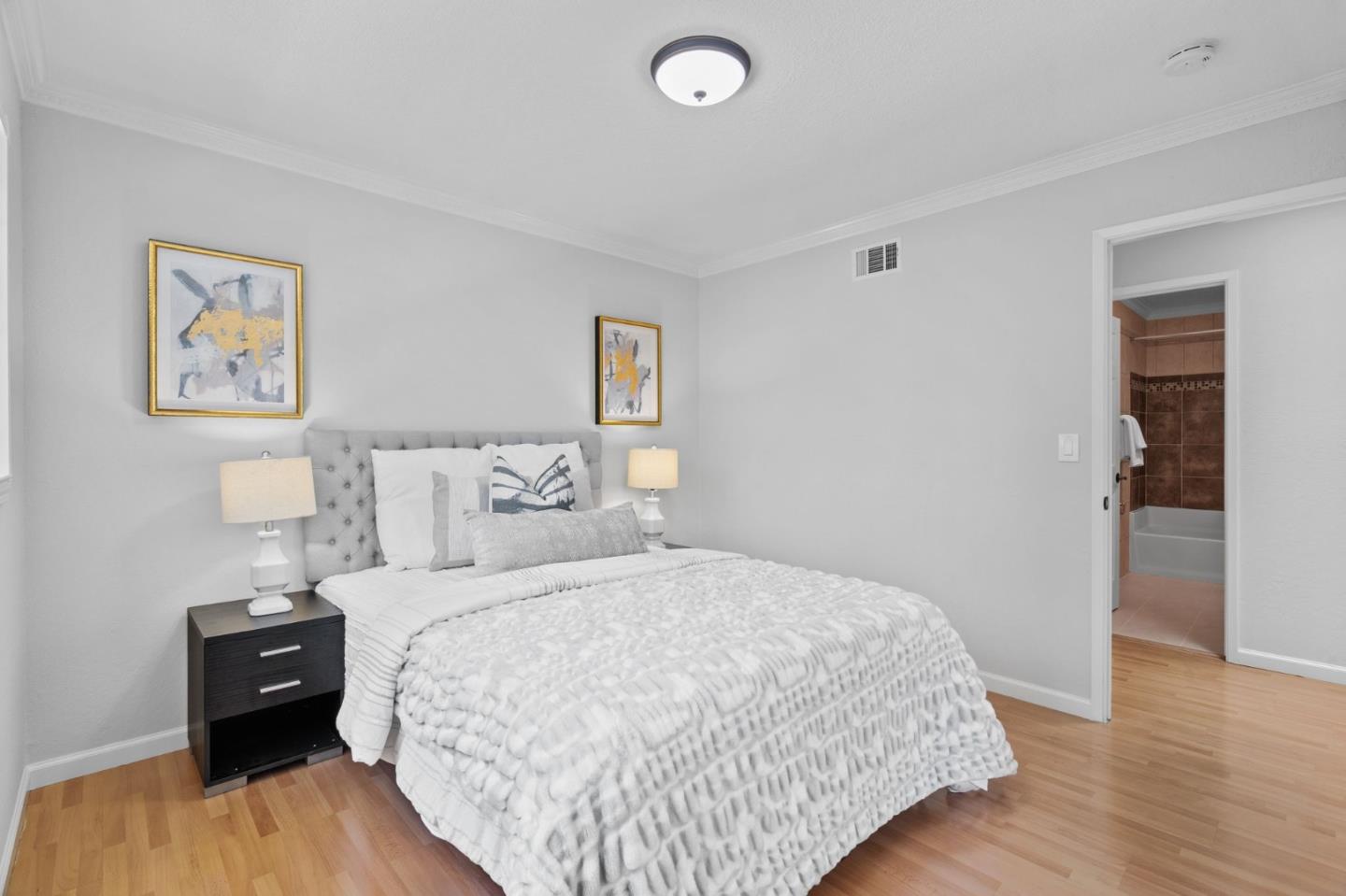 Detail Gallery Image 16 of 28 For 2923 Helmsley Dr, San Jose,  CA 95132 - 4 Beds | 2 Baths