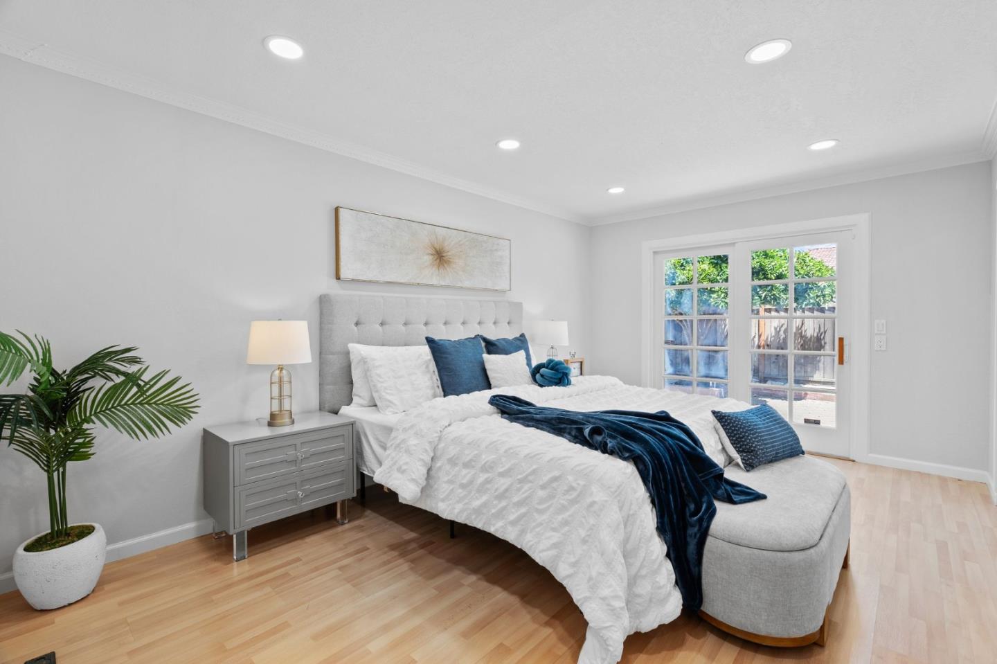 Detail Gallery Image 19 of 28 For 2923 Helmsley Dr, San Jose,  CA 95132 - 4 Beds | 2 Baths