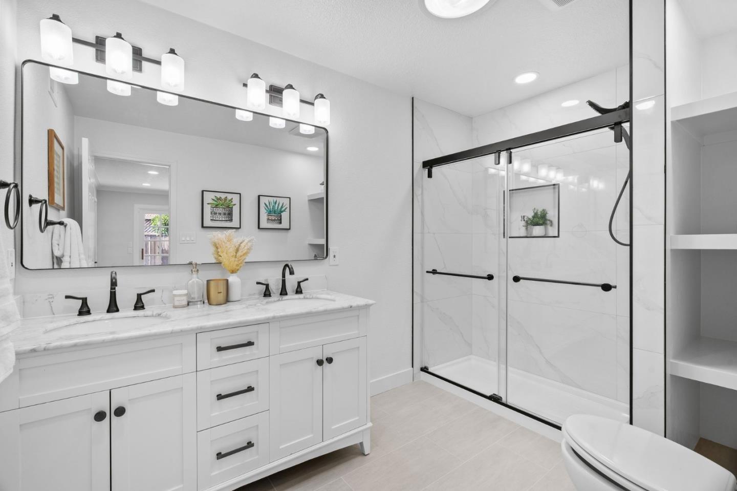 Detail Gallery Image 22 of 28 For 2923 Helmsley Dr, San Jose,  CA 95132 - 4 Beds | 2 Baths