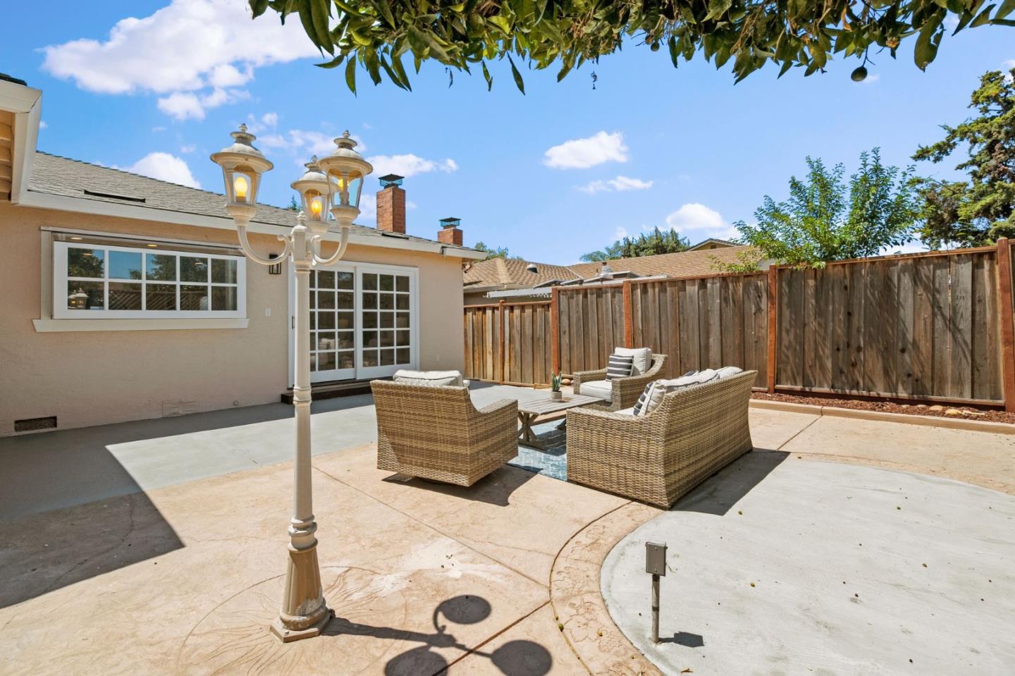 Detail Gallery Image 25 of 28 For 2923 Helmsley Dr, San Jose,  CA 95132 - 4 Beds | 2 Baths