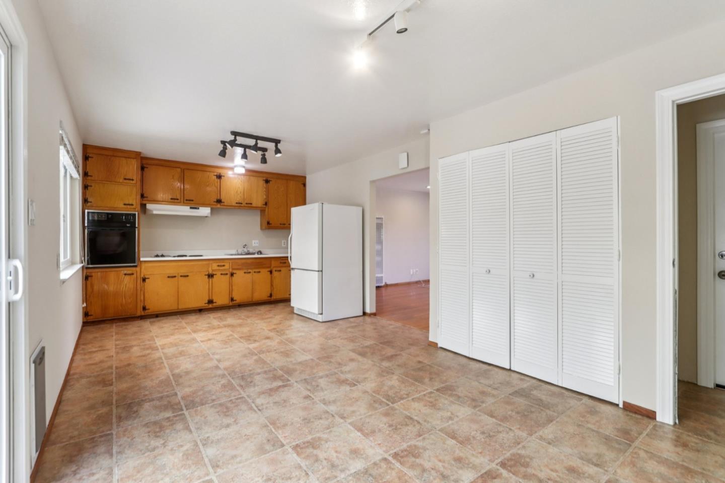 Detail Gallery Image 8 of 24 For 3263 Kelly St, Hayward,  CA 94541 - 3 Beds | 1 Baths