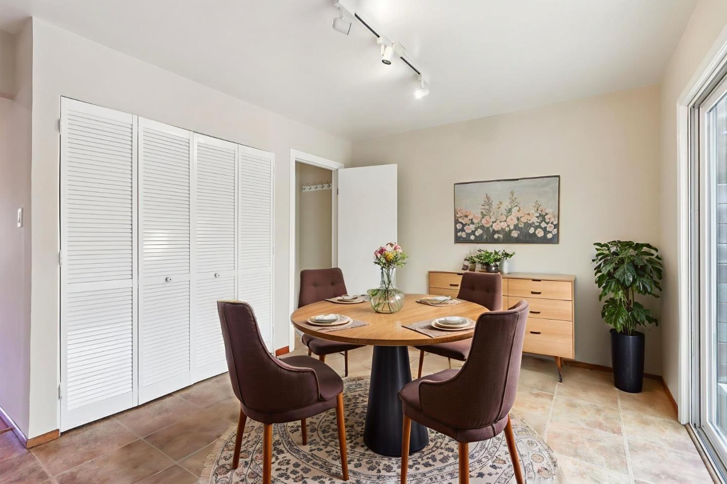 Detail Gallery Image 9 of 24 For 3263 Kelly St, Hayward,  CA 94541 - 3 Beds | 1 Baths