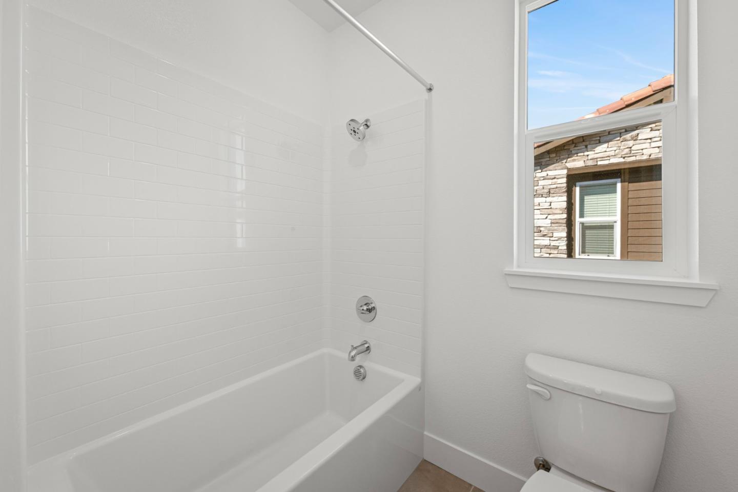 Detail Gallery Image 25 of 36 For 857 Fatima Ln, Morgan Hill,  CA 95037 - 3 Beds | 2/1 Baths