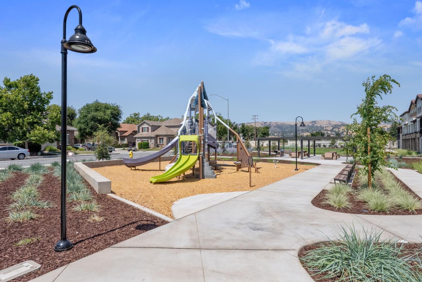 Detail Gallery Image 33 of 36 For 857 Fatima Ln, Morgan Hill,  CA 95037 - 3 Beds | 2/1 Baths