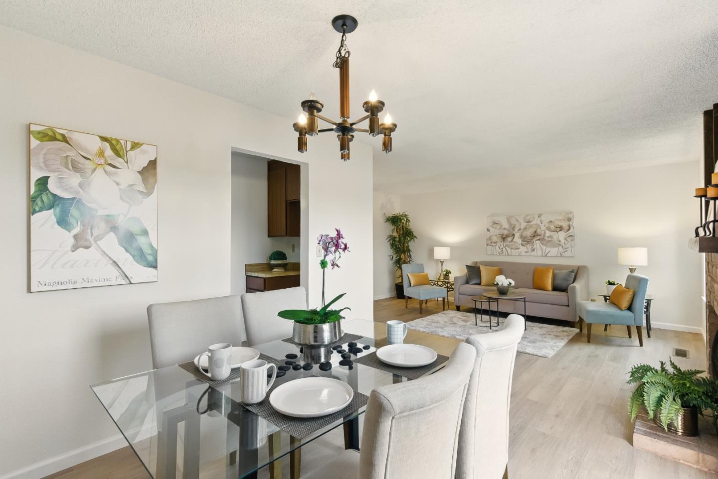 Detail Gallery Image 14 of 36 For 1030 Castleton Ter #F,  Sunnyvale,  CA 94087 - 3 Beds | 2/1 Baths