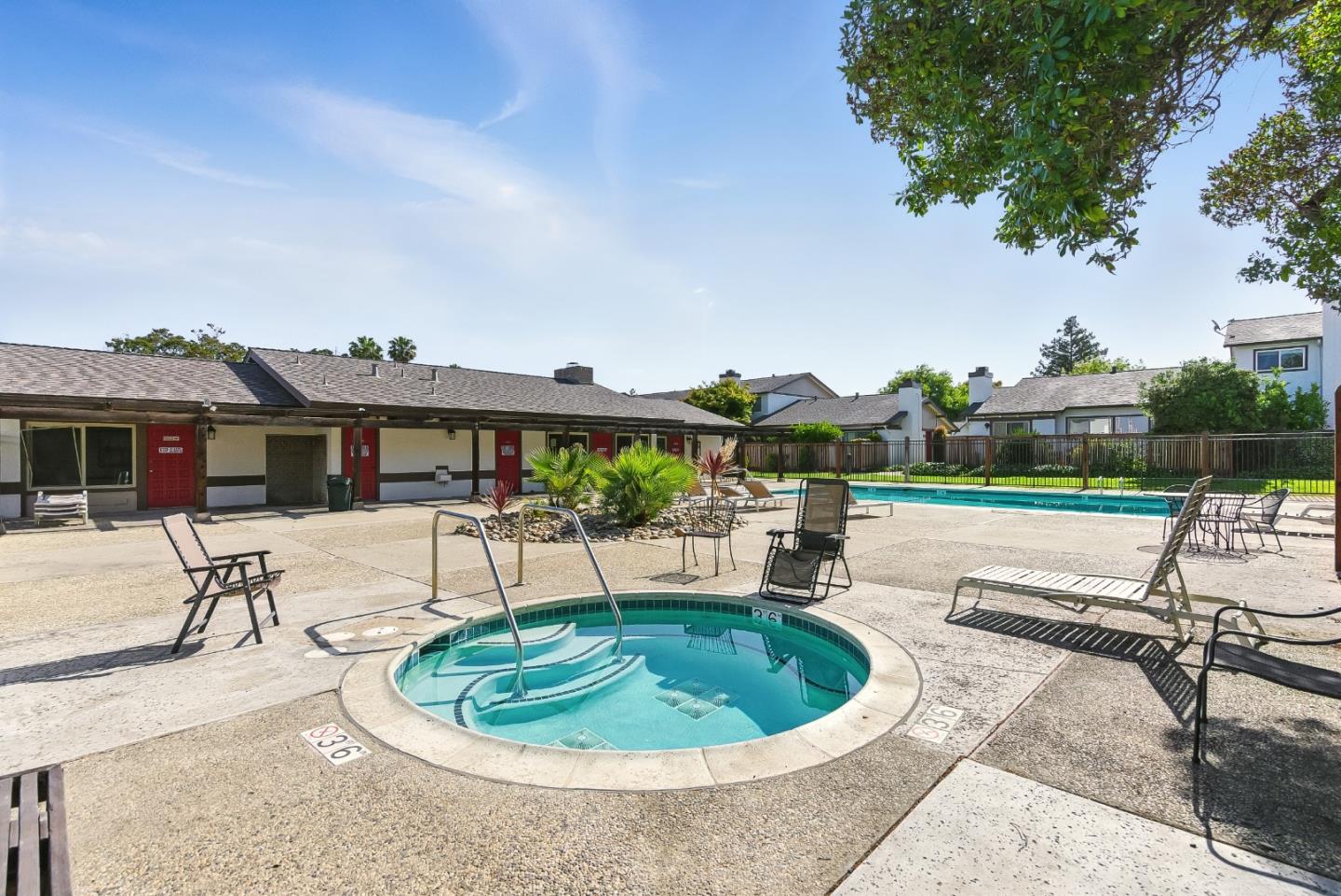 Detail Gallery Image 34 of 36 For 1030 Castleton Ter #F,  Sunnyvale,  CA 94087 - 3 Beds | 2/1 Baths