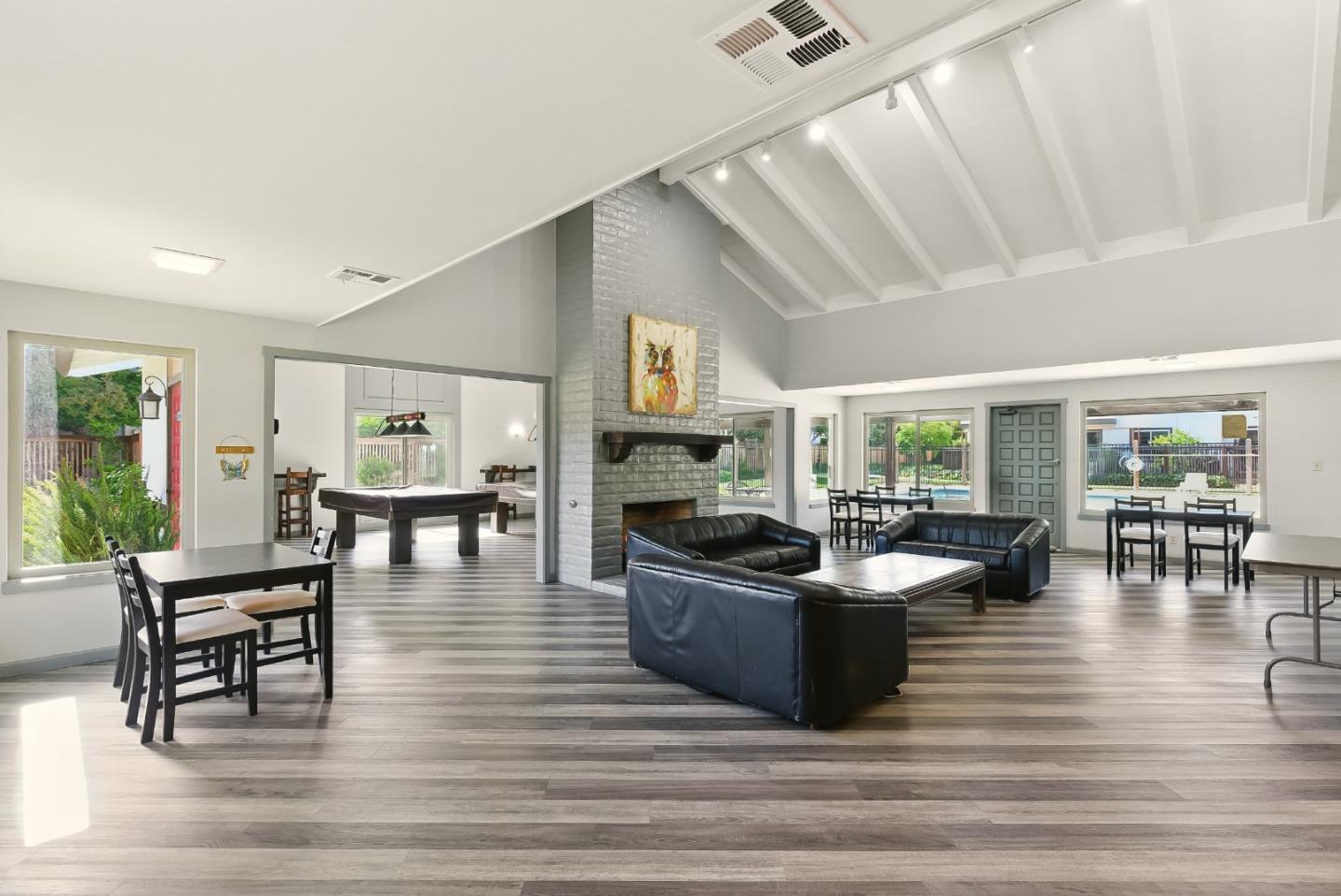 Detail Gallery Image 35 of 36 For 1030 Castleton Ter #F,  Sunnyvale,  CA 94087 - 3 Beds | 2/1 Baths