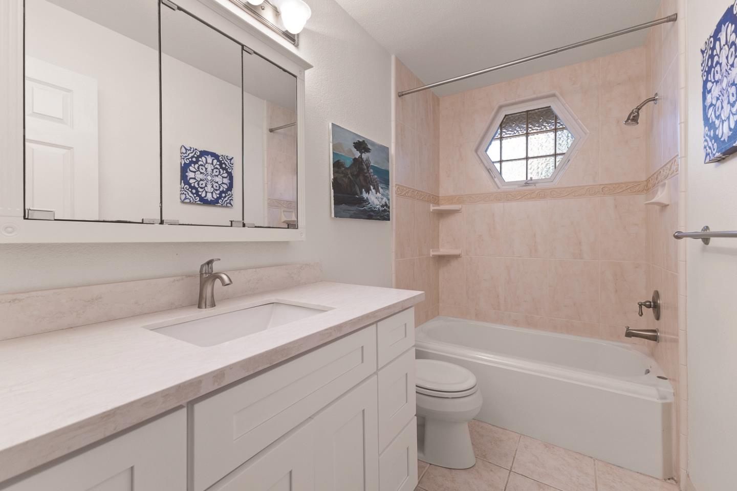 Detail Gallery Image 21 of 26 For 5023 Rick Dr, Santa Rosa,  CA 95409 - 3 Beds | 2 Baths