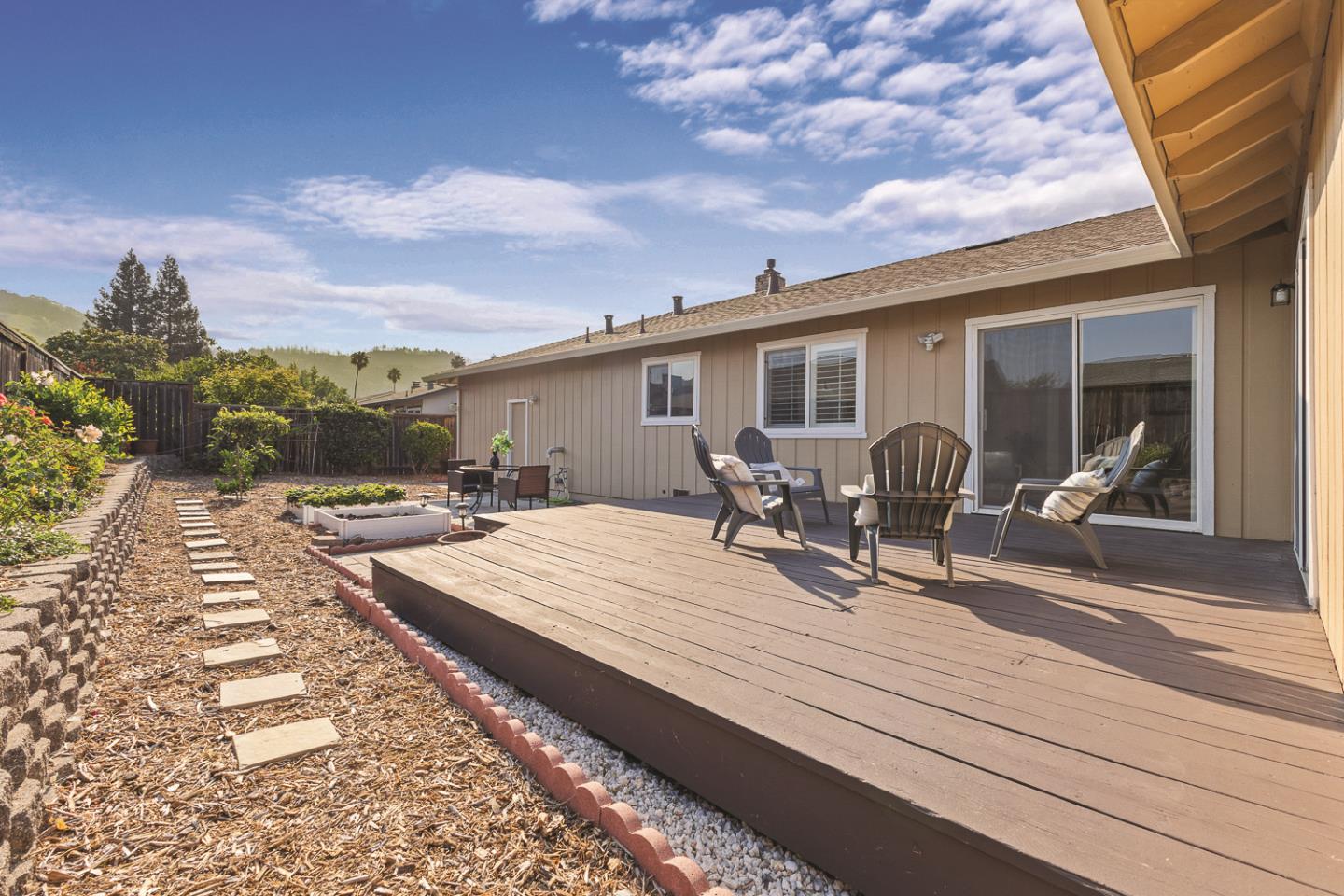 Detail Gallery Image 24 of 26 For 5023 Rick Dr, Santa Rosa,  CA 95409 - 3 Beds | 2 Baths