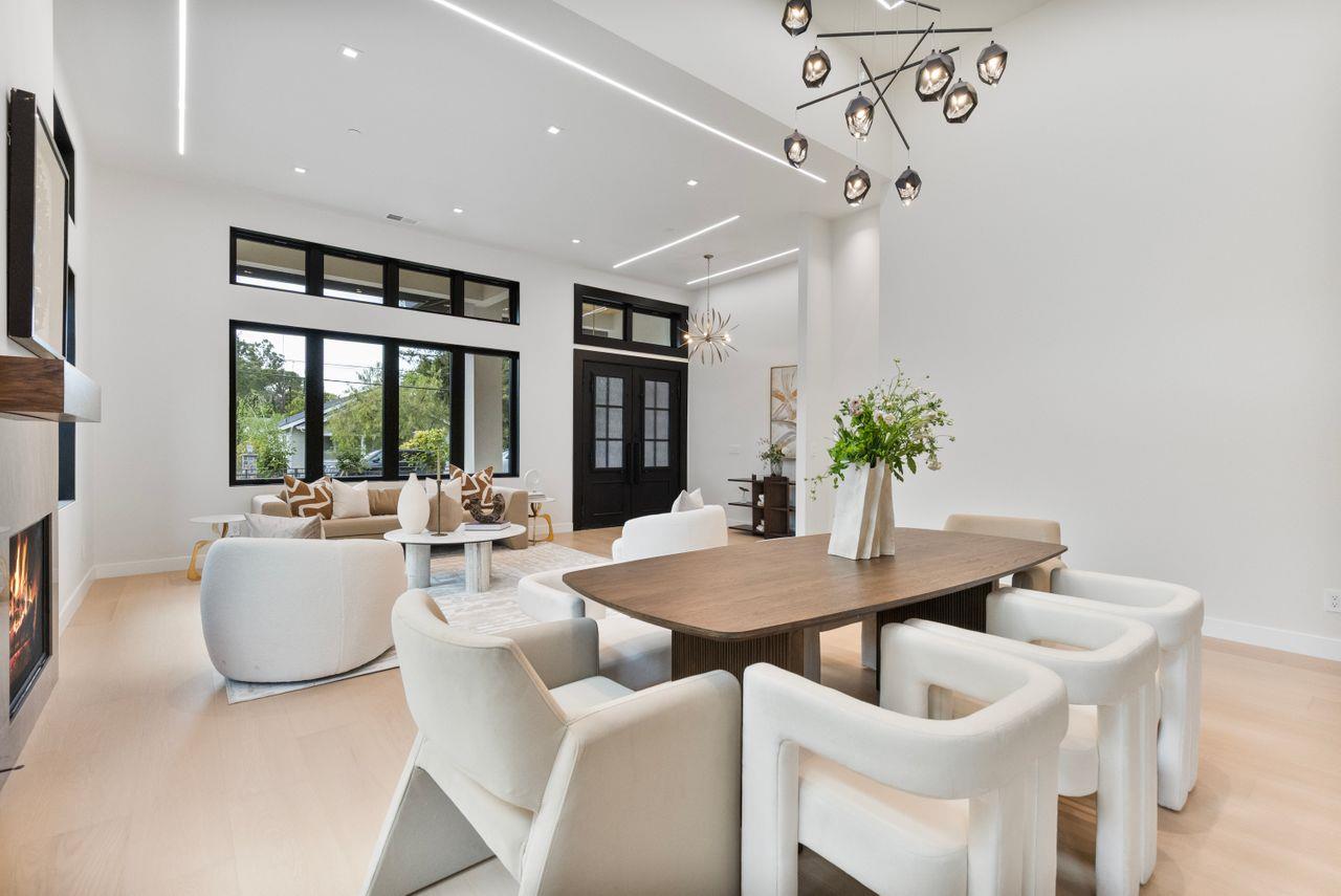 Detail Gallery Image 4 of 86 For 16108 Mays Ave, Monte Sereno,  CA 95030 - 7 Beds | 8/2 Baths