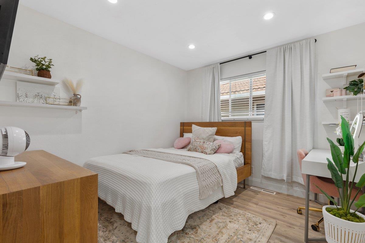 Detail Gallery Image 19 of 56 For 1417 Usona Dr, San Jose,  CA 95118 - 4 Beds | 2 Baths