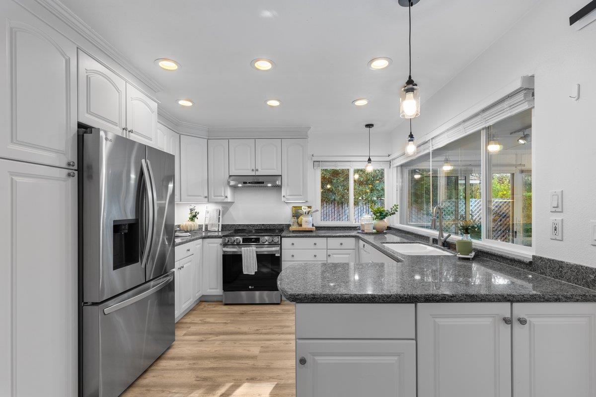 Detail Gallery Image 20 of 56 For 1417 Usona Dr, San Jose,  CA 95118 - 4 Beds | 2 Baths